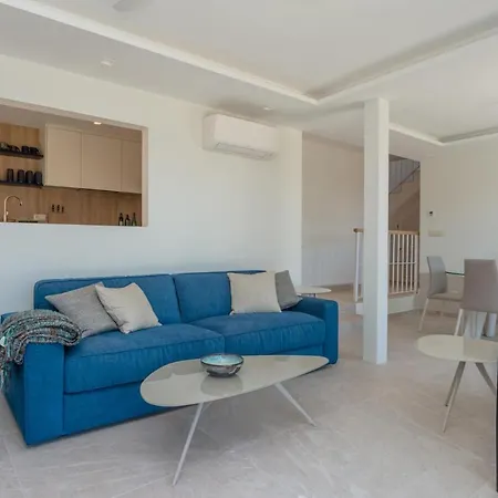 L-3 5/ 6 Pax Calella De Palafrugell